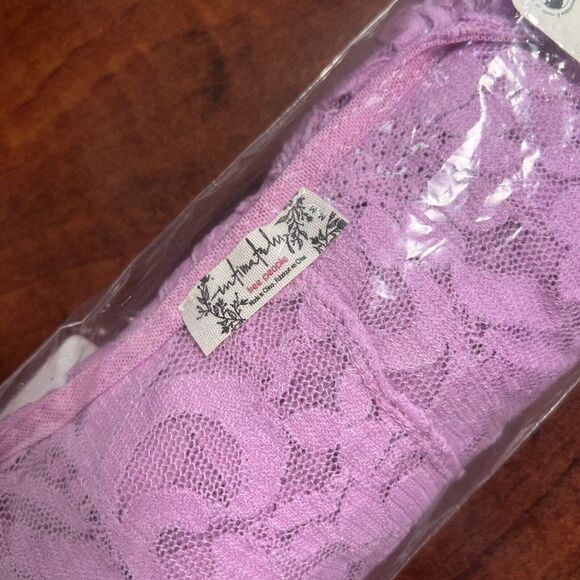 Free People Long Distance Layering Lace Top Pink Size Small FP NWT - Picture 4 of 5